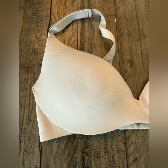 La Vie En Rose Sleekback Bra Bundle, size 36D - Picture 11 of 15